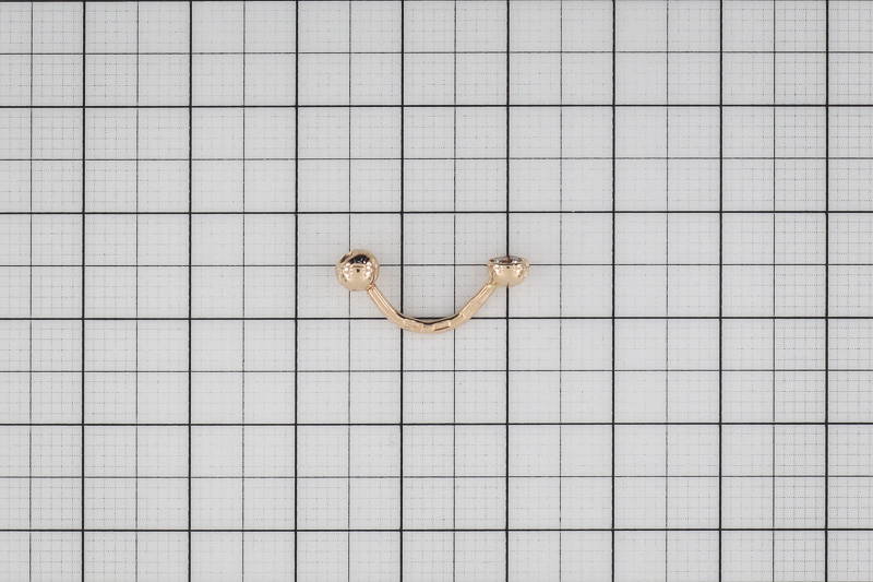 Paveikslėlis Auksinis auskaras į bambą su cirkoniais