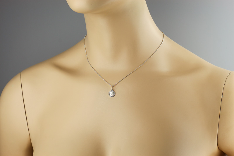 Изображение Серебряная подвеска (икона)