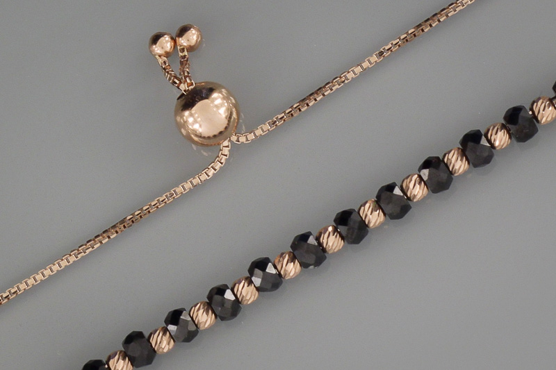 Paveikslėlis Auksinė apyrankė su oniksais