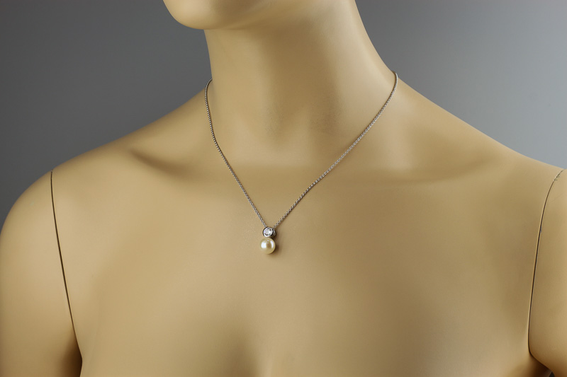 Изображение Серебряная цепочка с жемчугом и цирконом 42-49 см