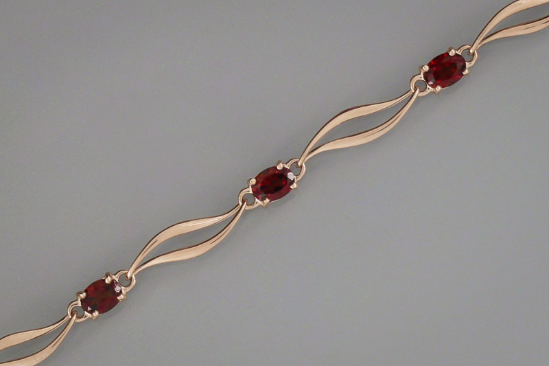 Изображение Золотой браслет с гранатами