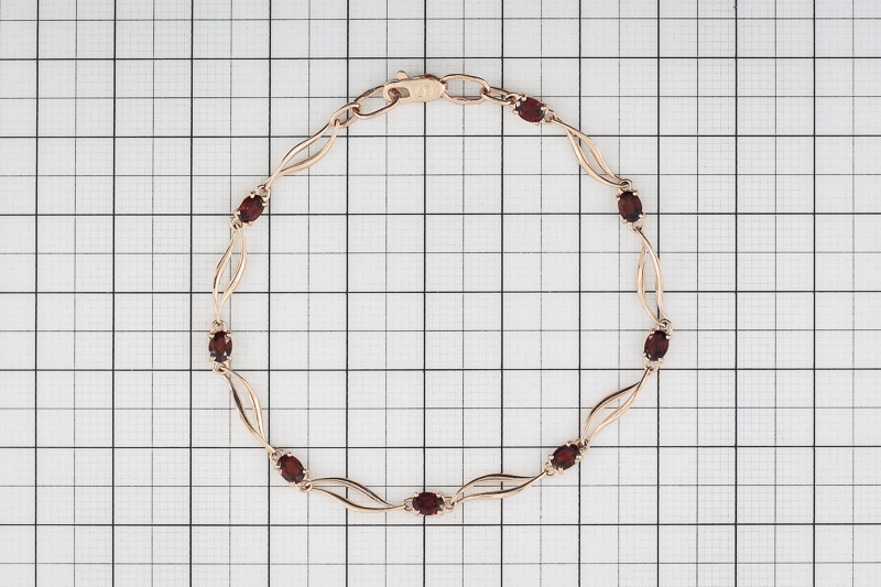 Изображение Золотой браслет с гранатами