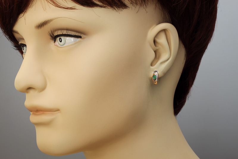 Изображение Золотые серьги с изумрудами и бриллиантами