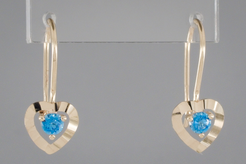 Изображение Золотые серьги с цирконами