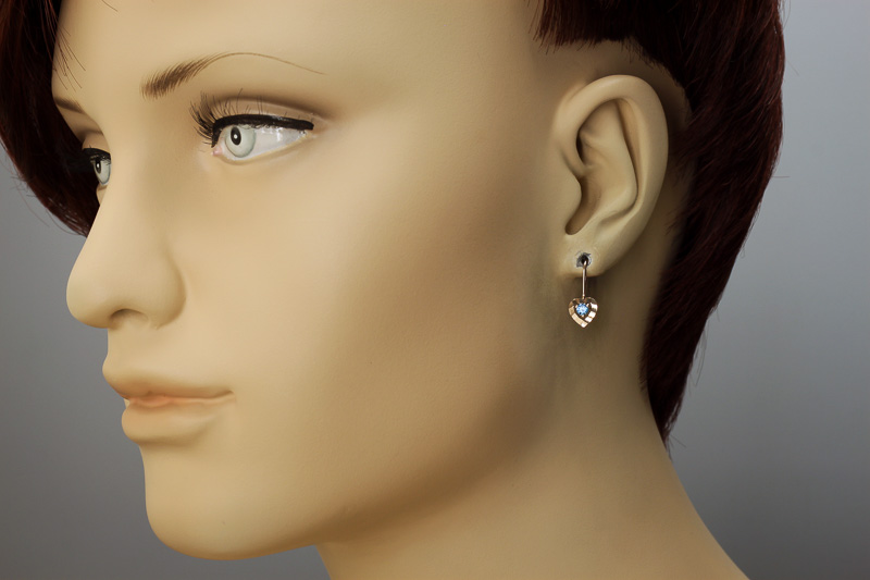 Изображение Золотые серьги с цирконами