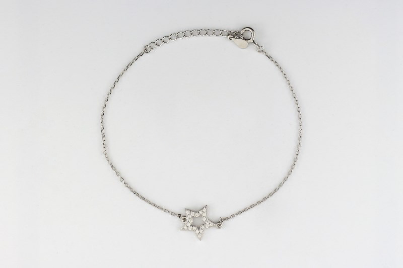 Paveikslėlis Sidabrinė apyrankė su cirkoniais