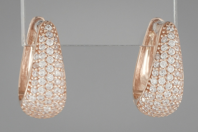 Изображение Золотые серьги с цирконами