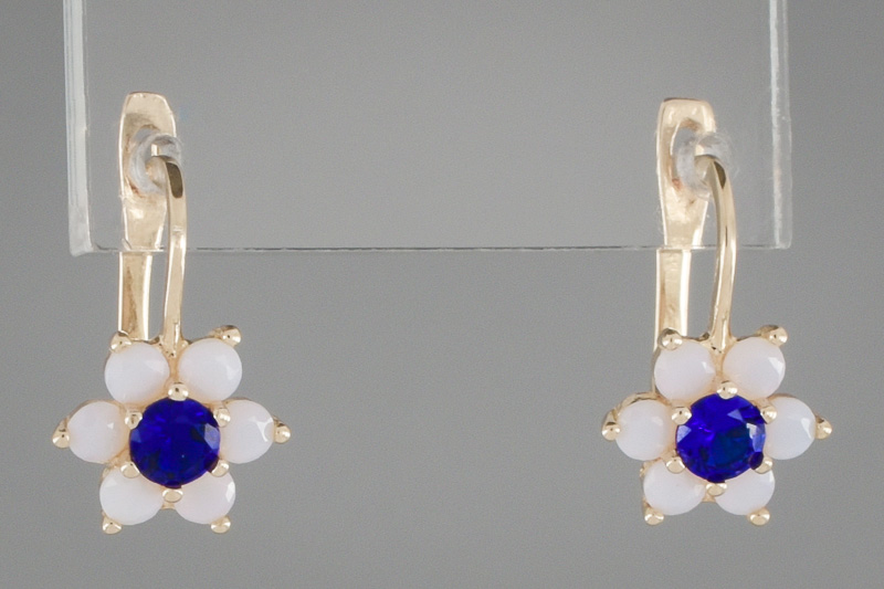 Изображение Золотые серьги с цирконами