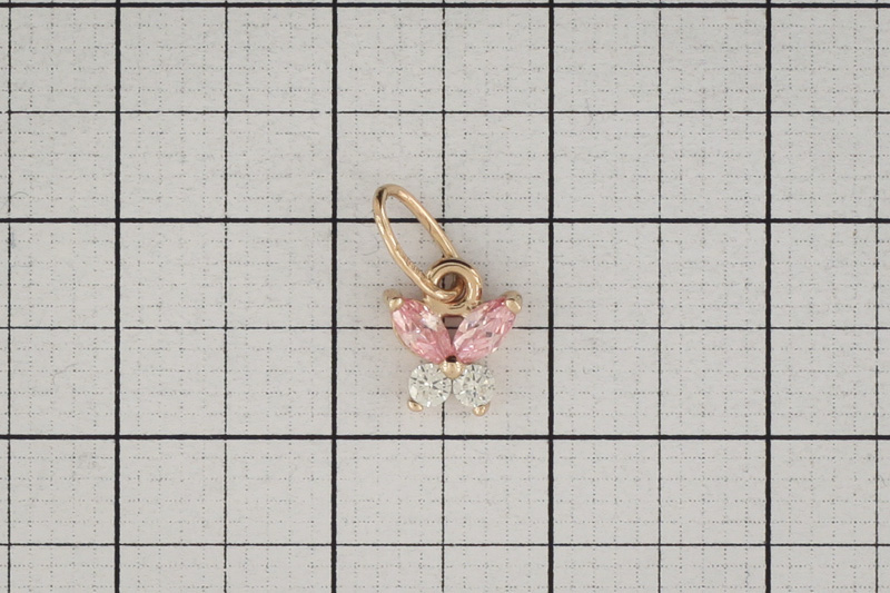 Изображение Золотая подвеска с цирконами