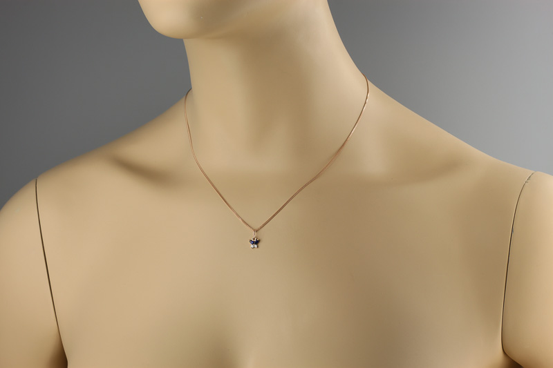 Изображение Золотая подвеска с цирконами