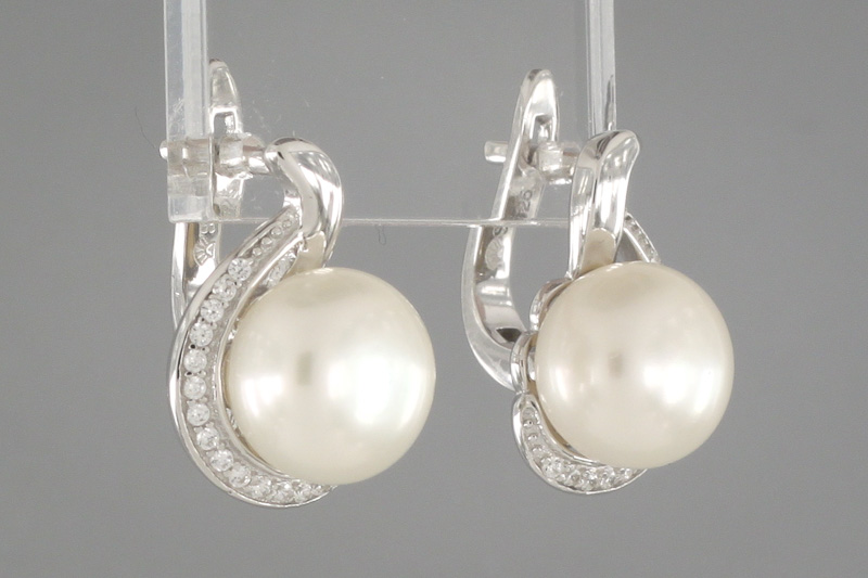 Paveikslėlis Sidabriniai auskarai su perlais ir cirkoniais