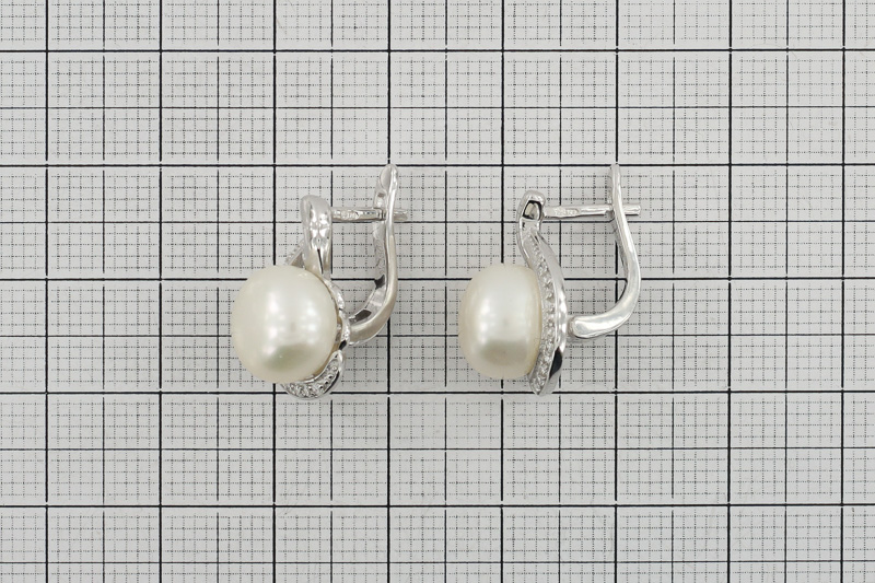 Paveikslėlis Sidabriniai auskarai su perlais ir cirkoniais