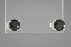 Paveikslėlis Sidabriniai auskarai su cirkoniais