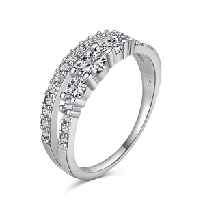 Paveikslėlis Sidabrinis žiedas su cirkoniais