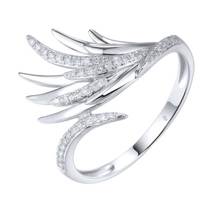 Paveikslėlis Balto aukso žiedas su briliantais