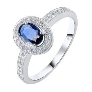 Изображение Кольцо из белого золота с бриллиантами и сапфиром